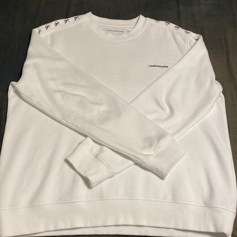 NEW! Calvin Klein XL Sweatshirt